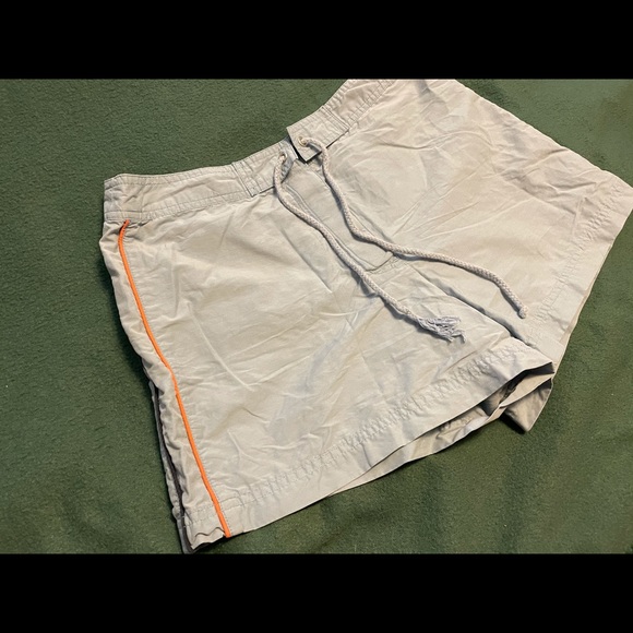 American Eagle Outfitters Board Shorts - Picture 2 of 9